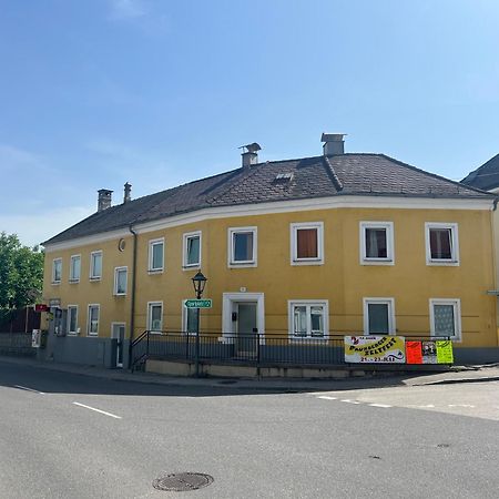 1 Schlafzimmer Apartment Euratsfeld Exterior photo